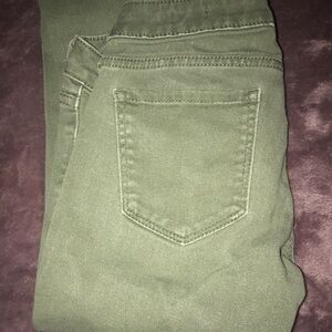 Army green size 0 super skinny Arizona jeans